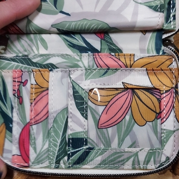 Lug Women's Floral Wristlet - Multicolor - Picture 5 of 7